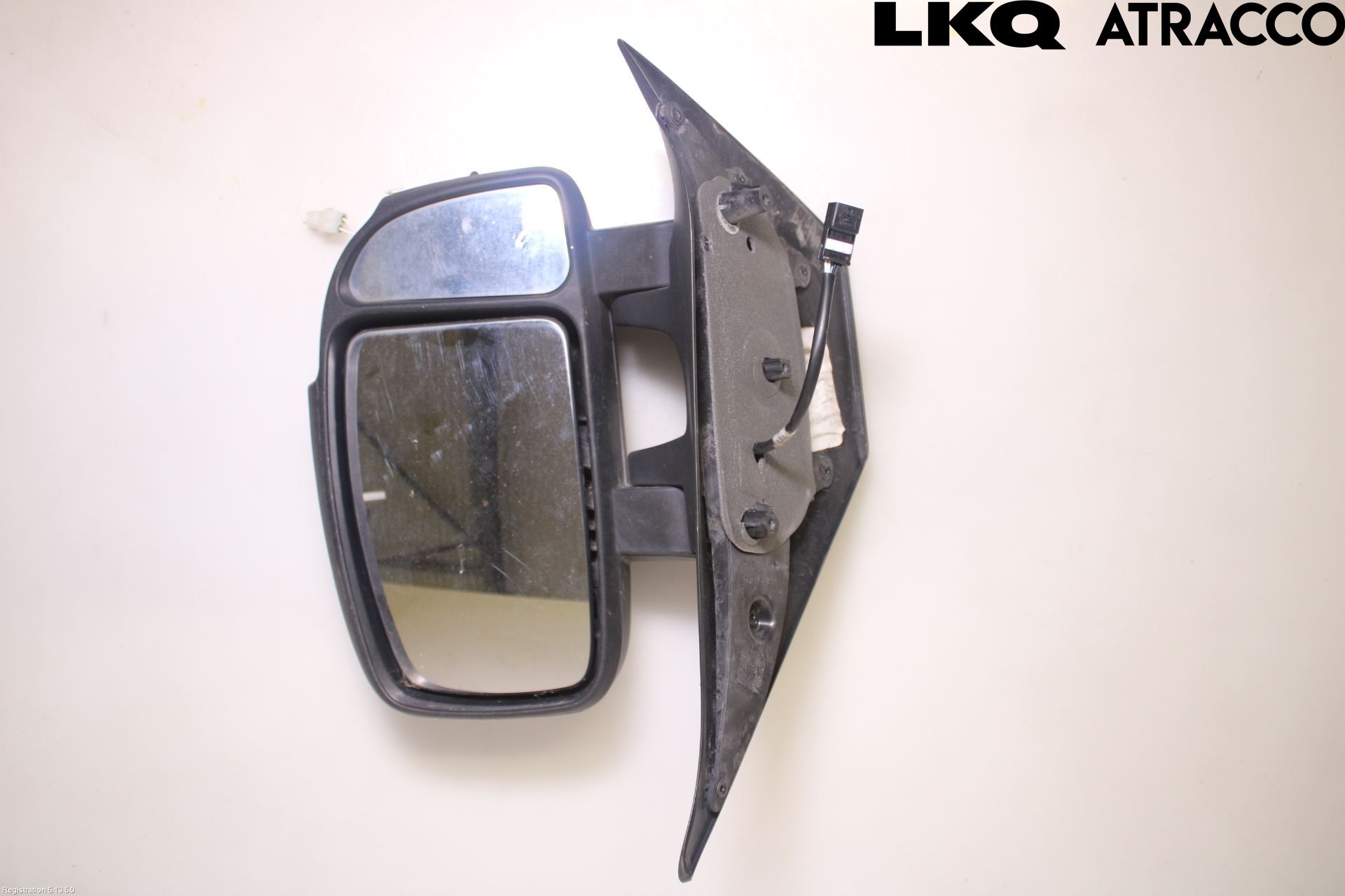 Nissan NV400 12-24 Speil H M-El Justering