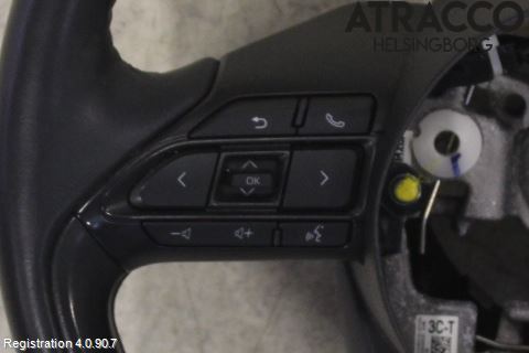 Toyota YARIS XP21 20- Ratt