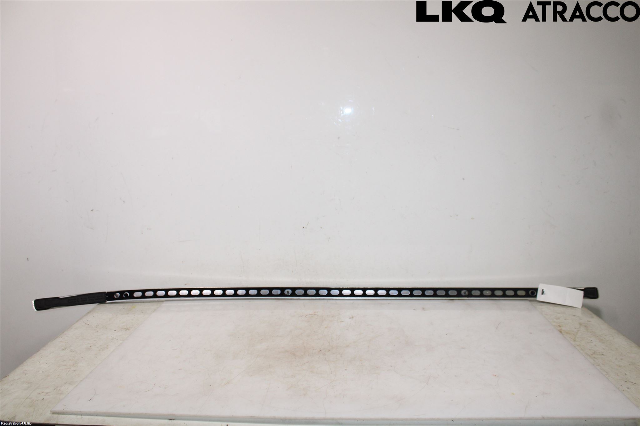 Volvo XC60 18- Takrails - Stativ