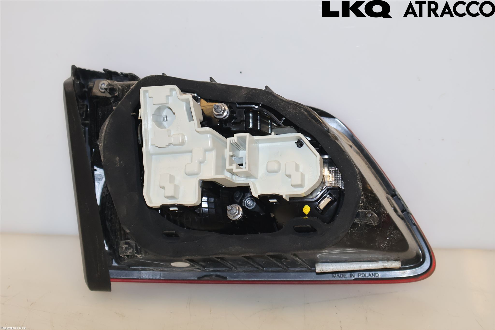 Volkswagen VW GOLF SPORTSVAN 15-20 Baklykt Høyre  På Luke(Indre)