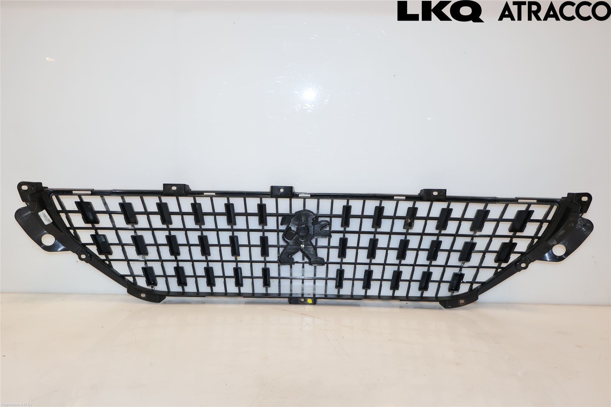 Peugeot 2008 13-20 Grill Komplett