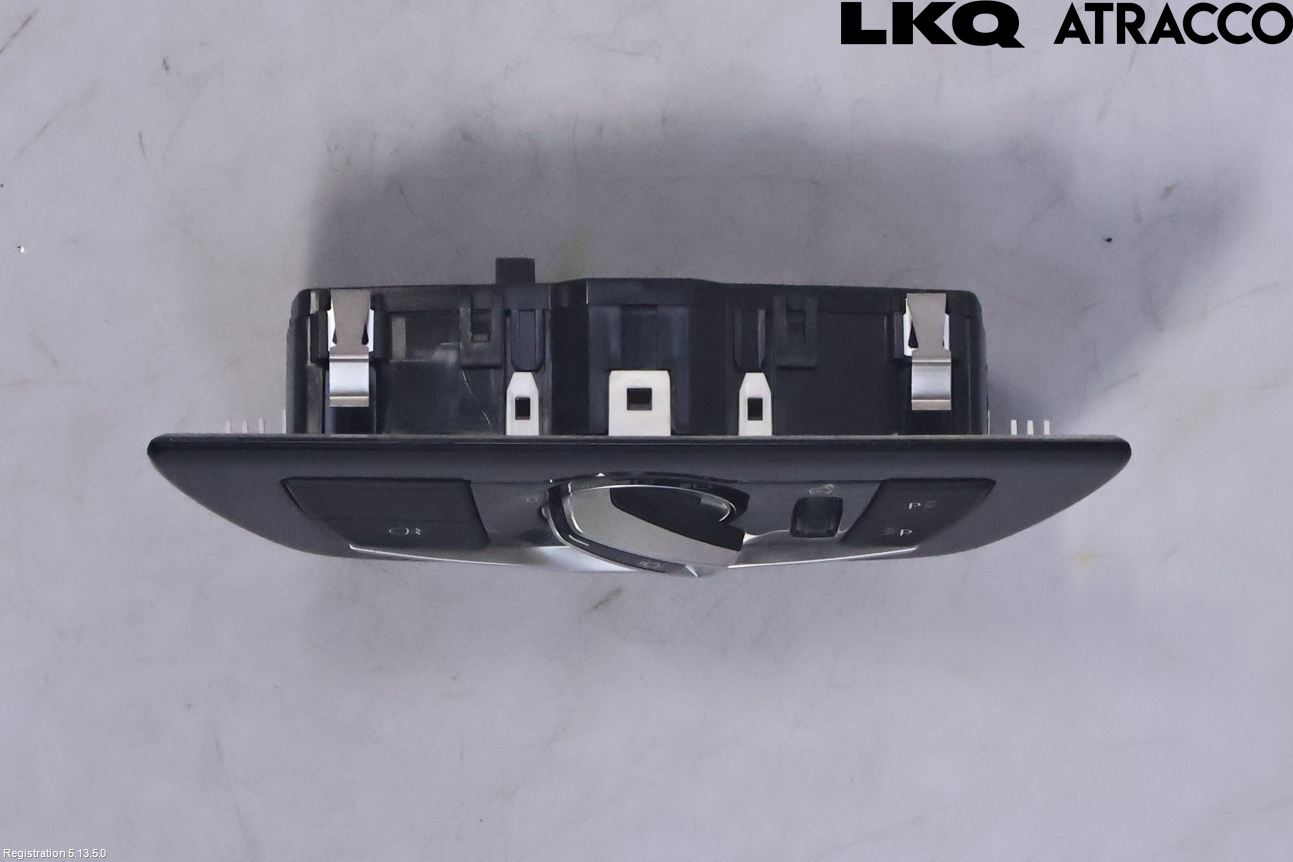 BMW 5 G30/G31/F90 17-23 Bryter Hovedlys