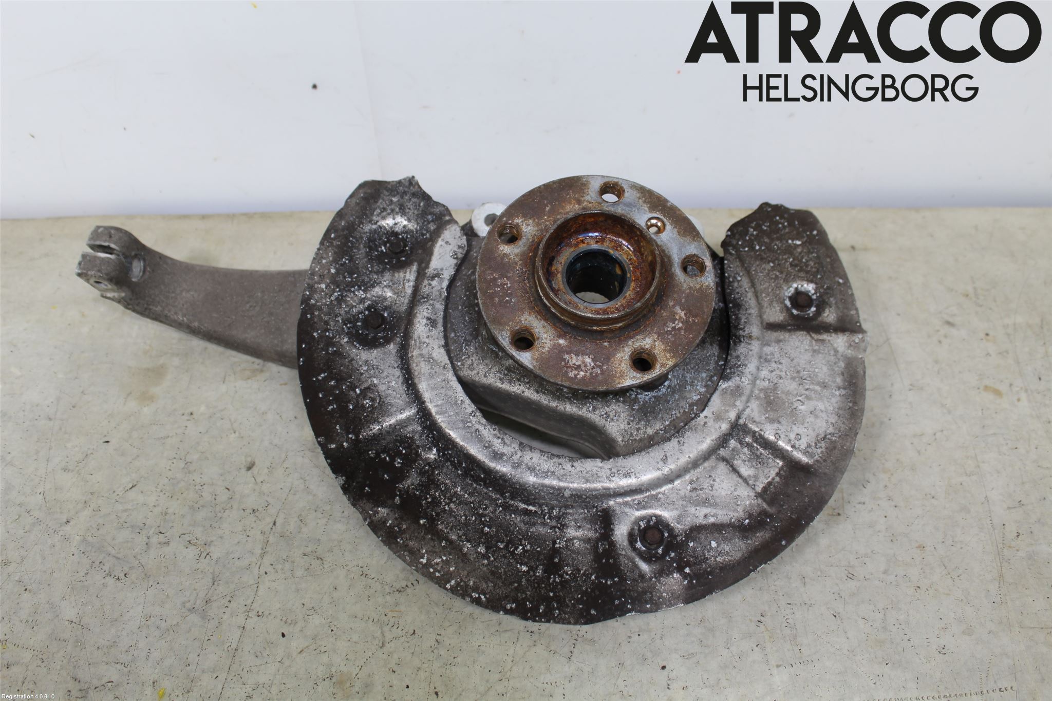 BMW 5 F10/F11/F18 09-17 Spindel Vf