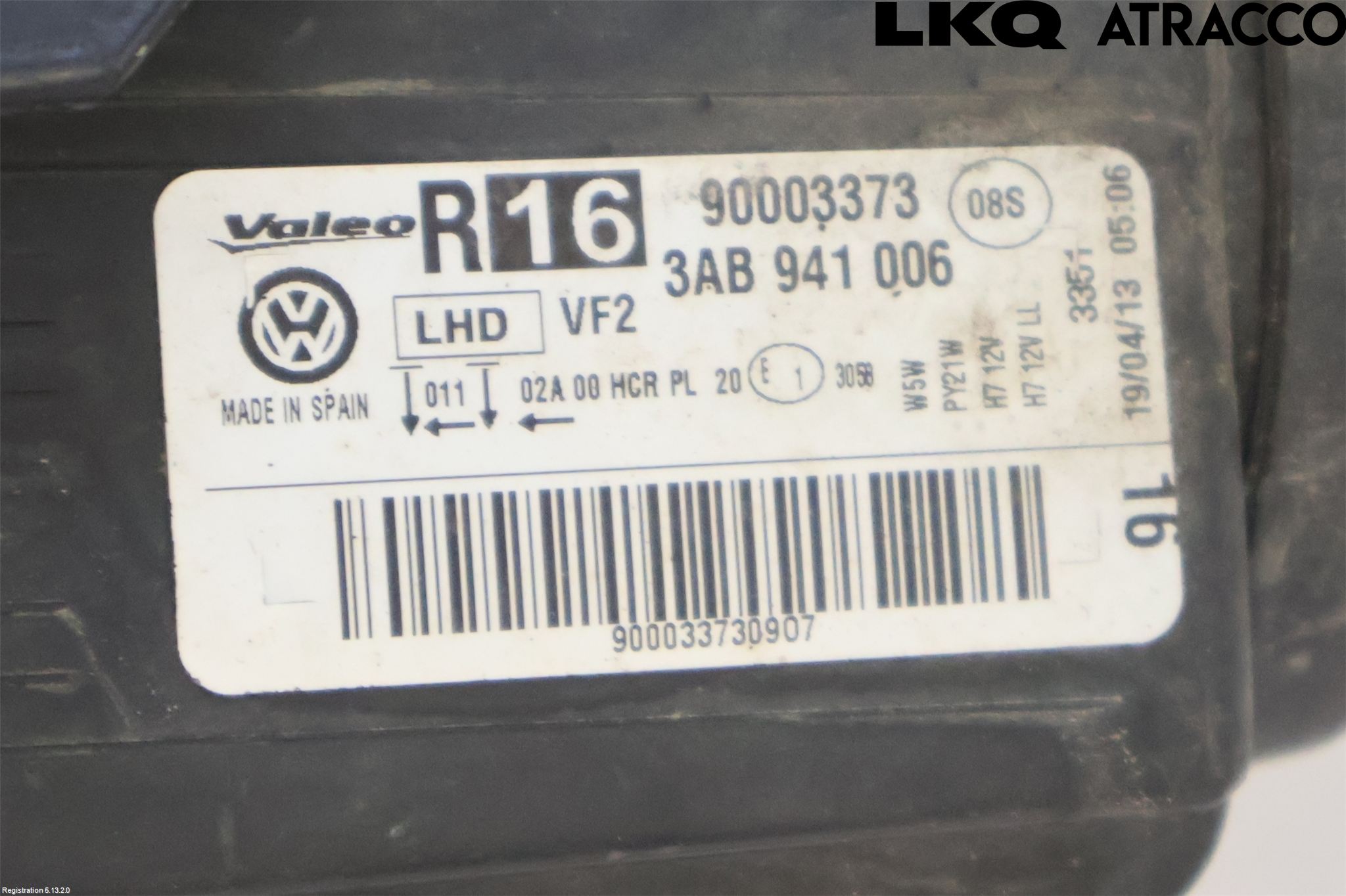 Volkswagen VW PASSAT 11-14 Frontlykt Høyre