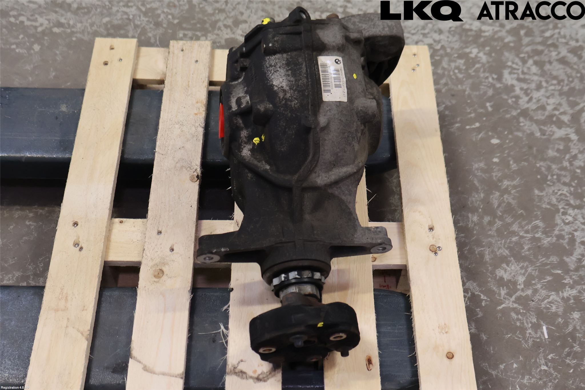 BMW 5 F10/F11/F18 09-17 Bakaksel Kardang Bak -Diff