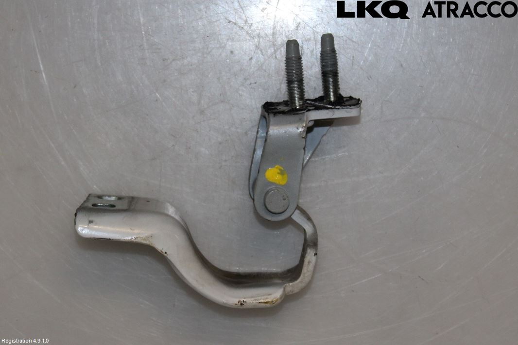Volkswagen VW PASSAT 11-14 Bakluke Hengsel Venstre