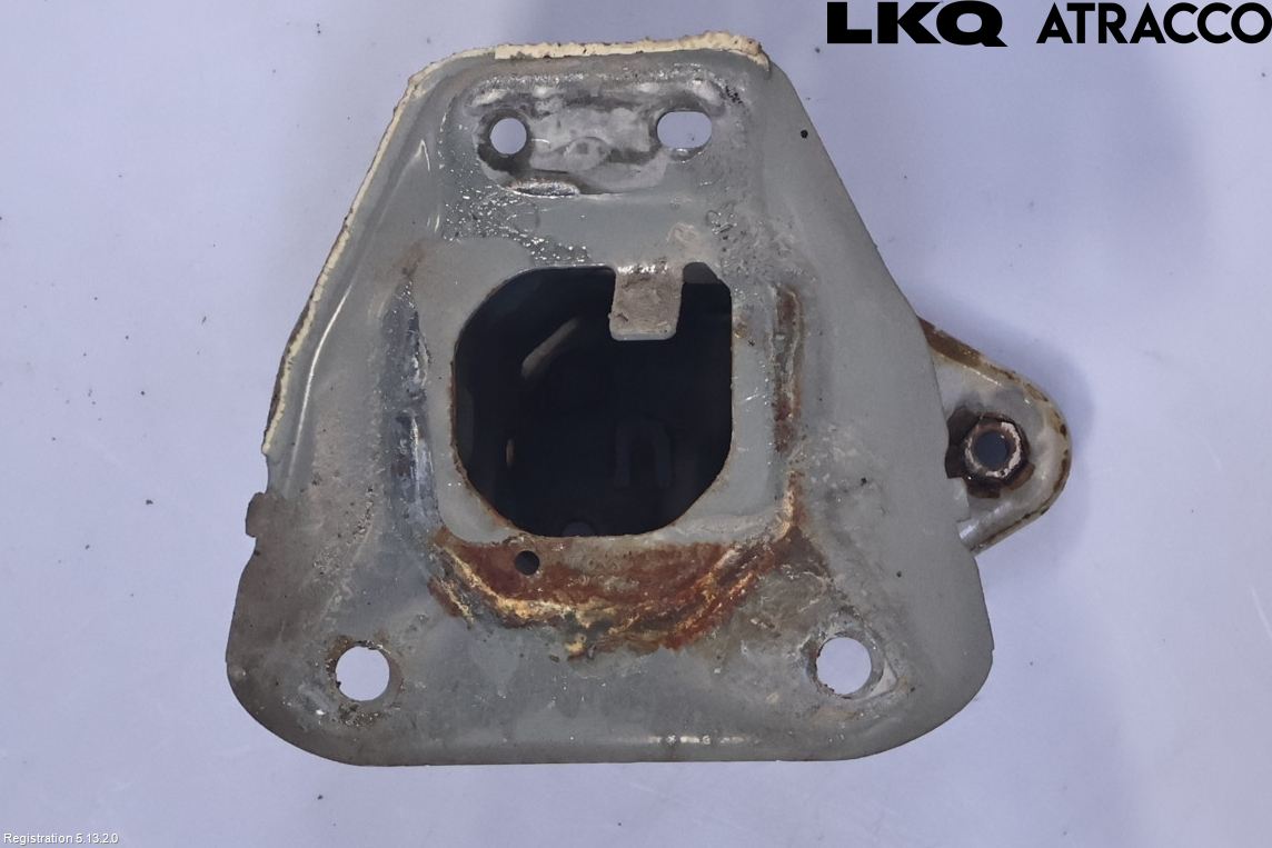 Toyota COROLLA 19- Støtfanger Bak Feste