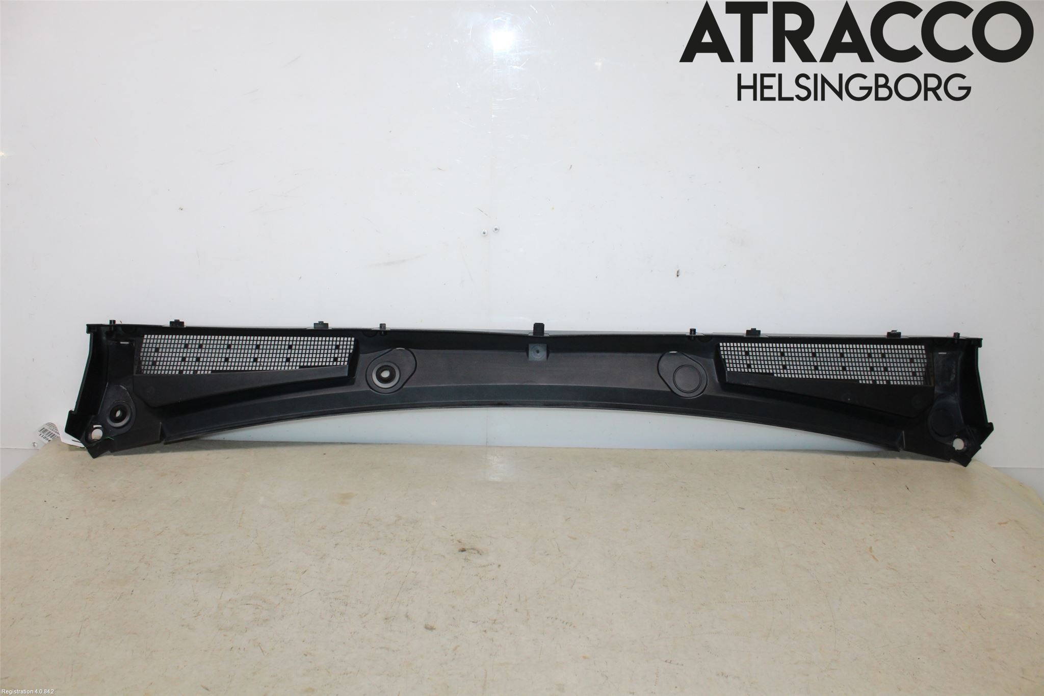 Nissan NV300 16-22 Visker Deksel-Grill-Under Frr