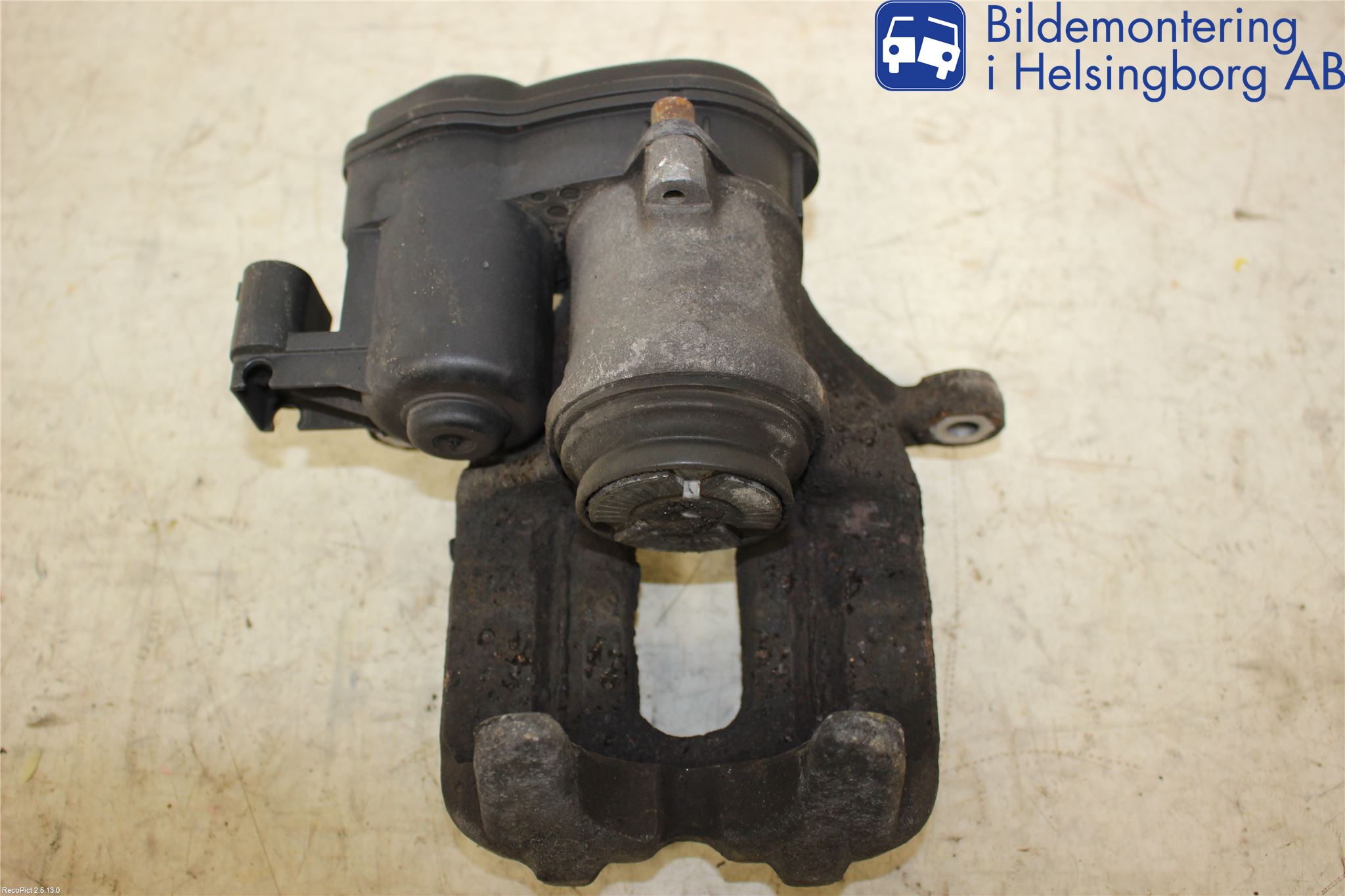 BMW 5 F10/F11/F18 09-17 Bremsecaliper Bak Høyre