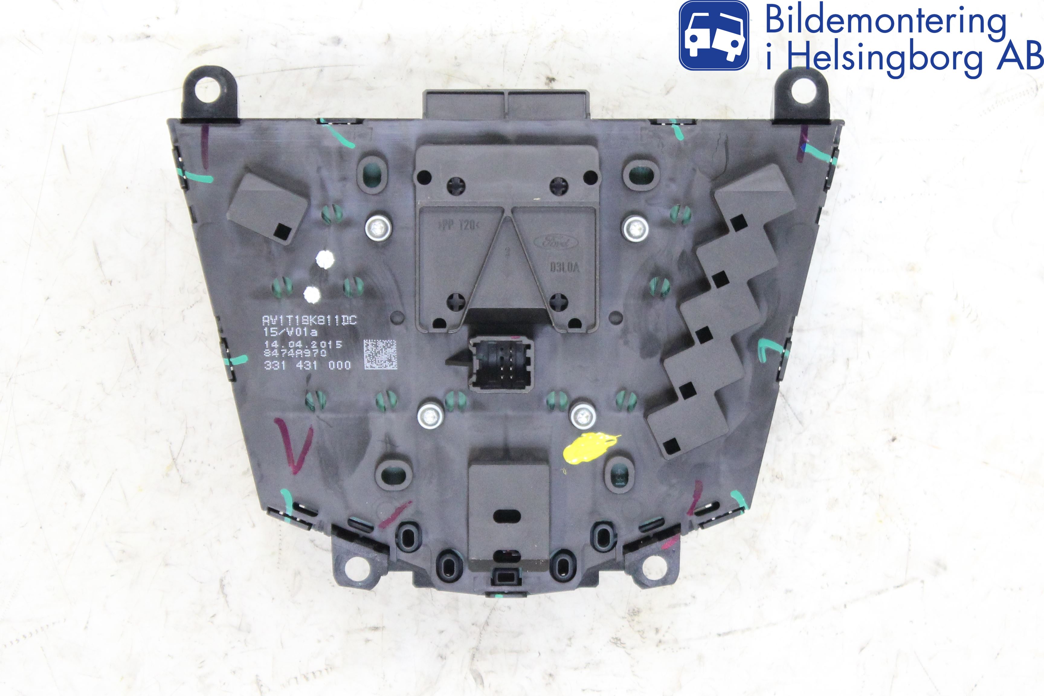 Ford TRANSIT/TOURNEO COURIER 13-23 Stereo Radio Med Cd