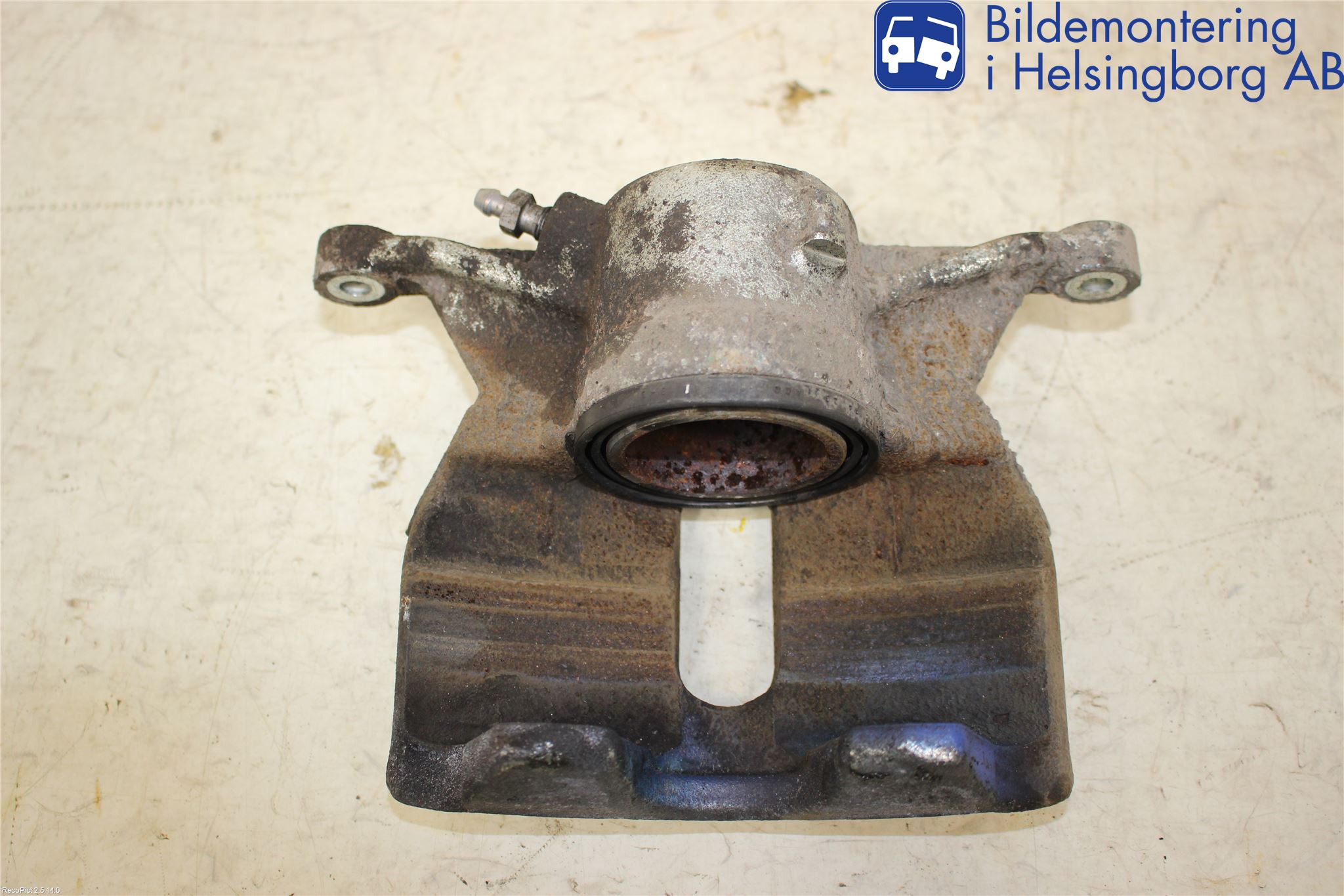 Volkswagen VW PASSAT 15-19 Bremsecaliper Foran Venstre