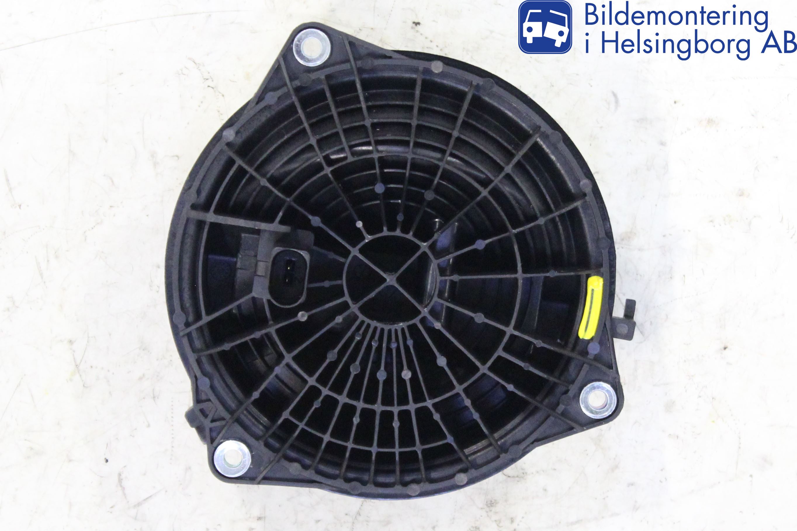 Volkswagen VW POLO 10-17 Bakluke Handtak Ytre
