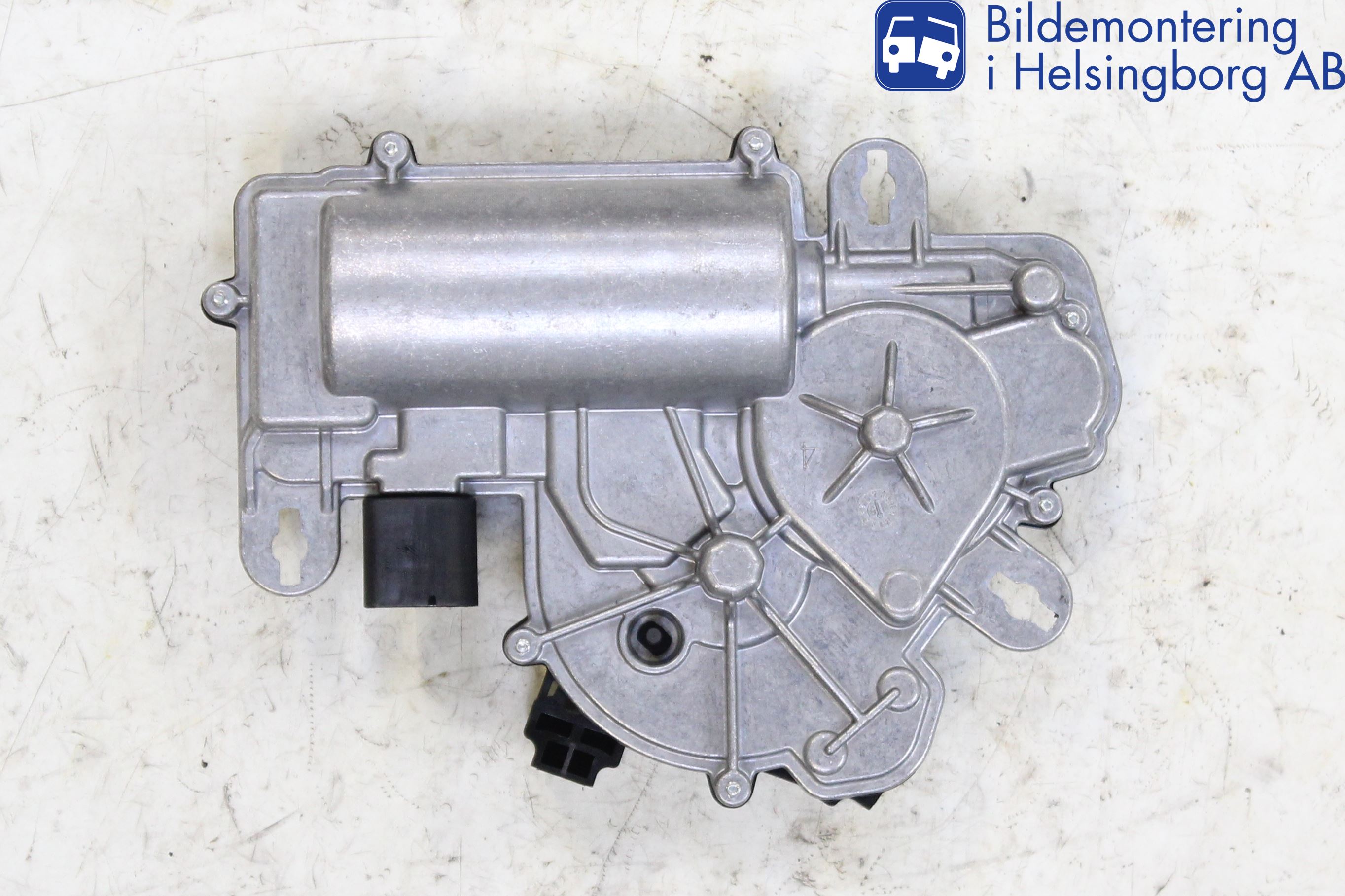 Skoda SUPERB 16-24 Baklukeåpner Automatisk