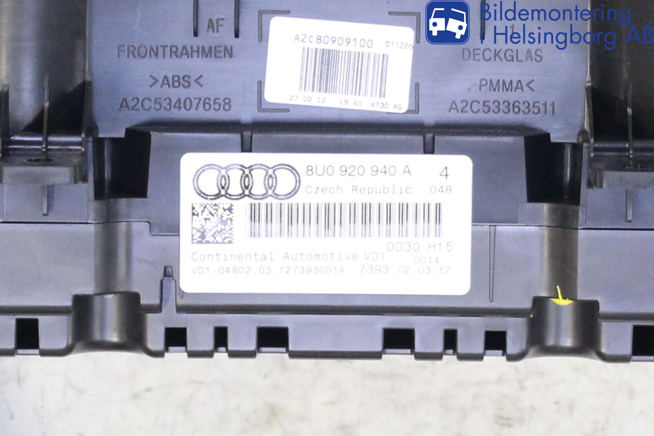 Audi Q3 8U 12-18 Instr Kombinert