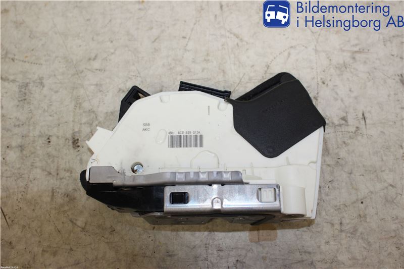 Volkswagen VW POLO 10-17 Sentrallåsmotor Venstre