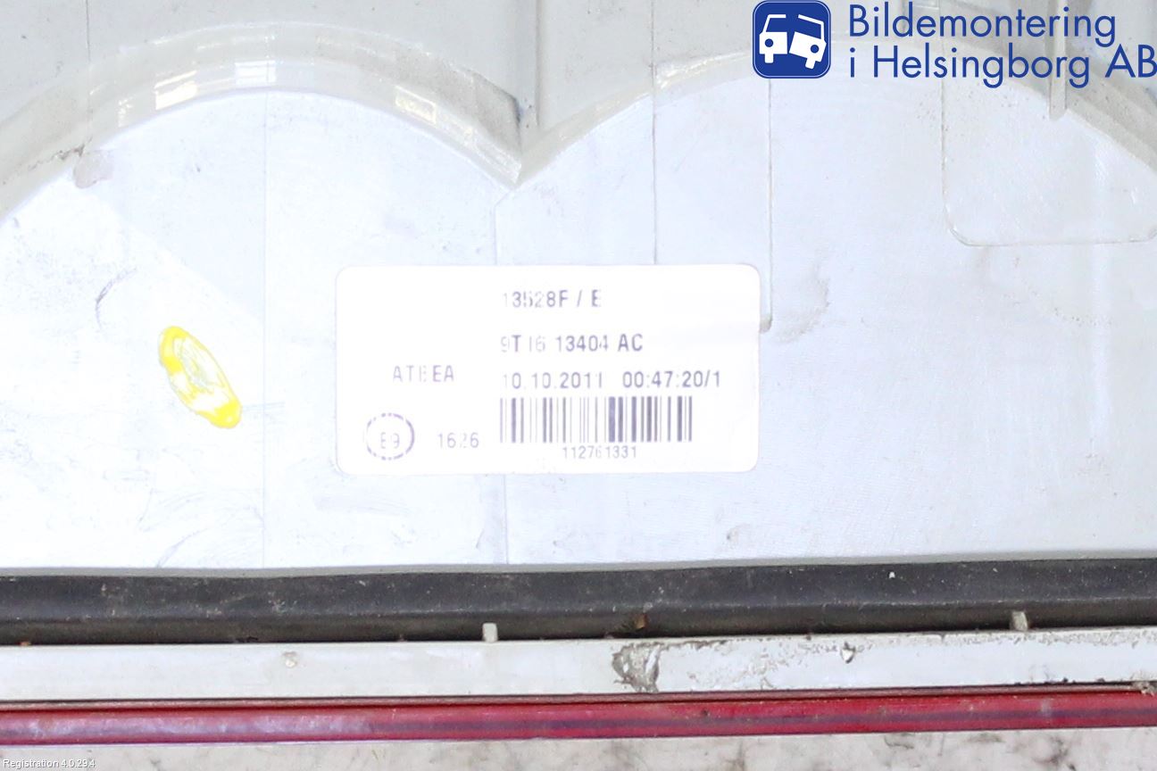 Ford TRANSIT CONNECT 09-13 Baklykt Høyre