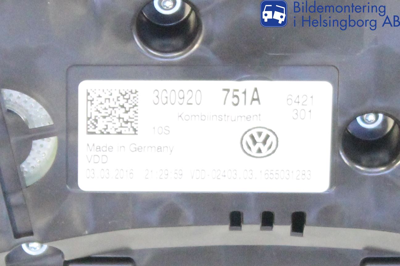 Volkswagen VW PASSAT 15-19 Instr Kombinert