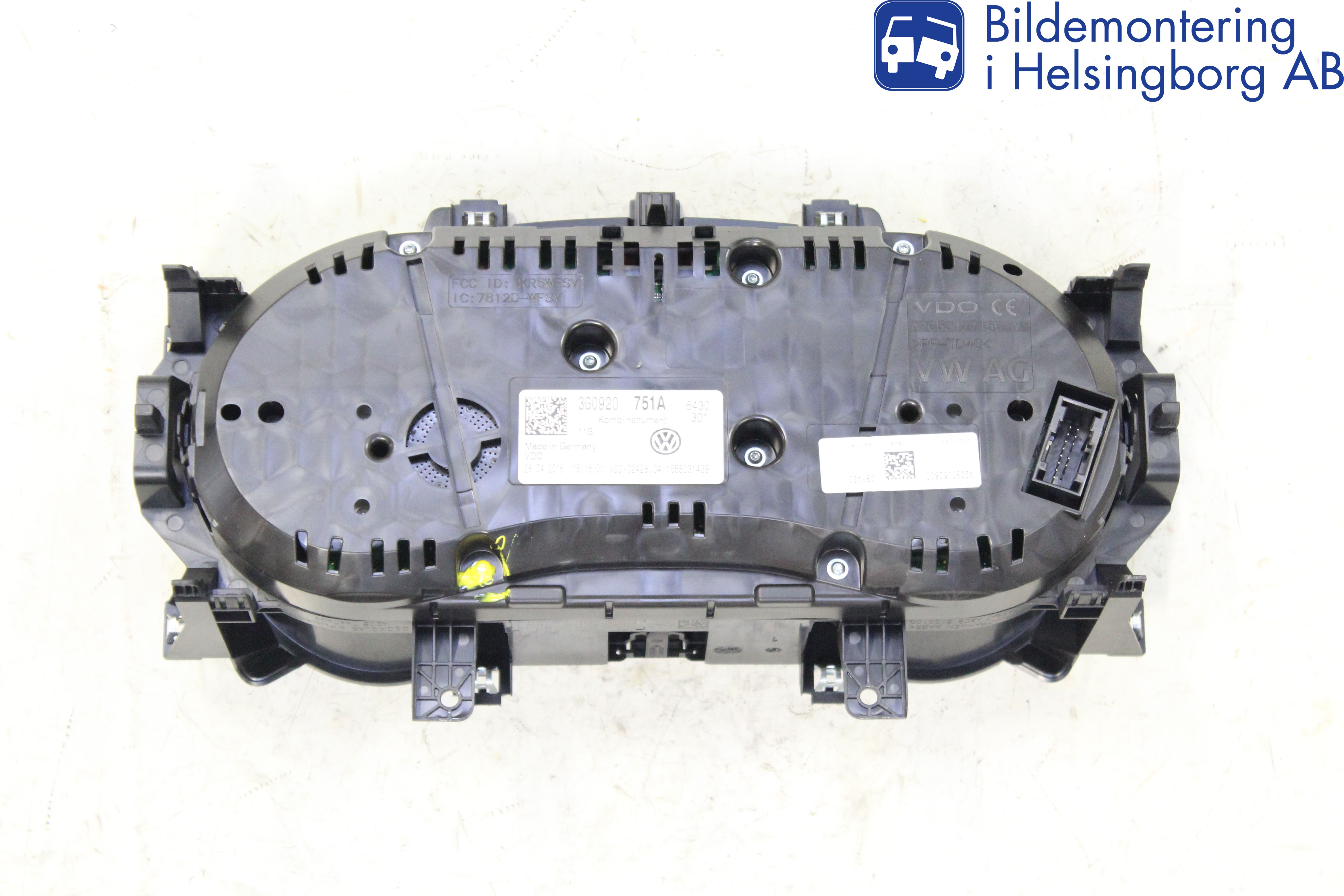Volkswagen VW PASSAT 15-19 Instr Kombinert