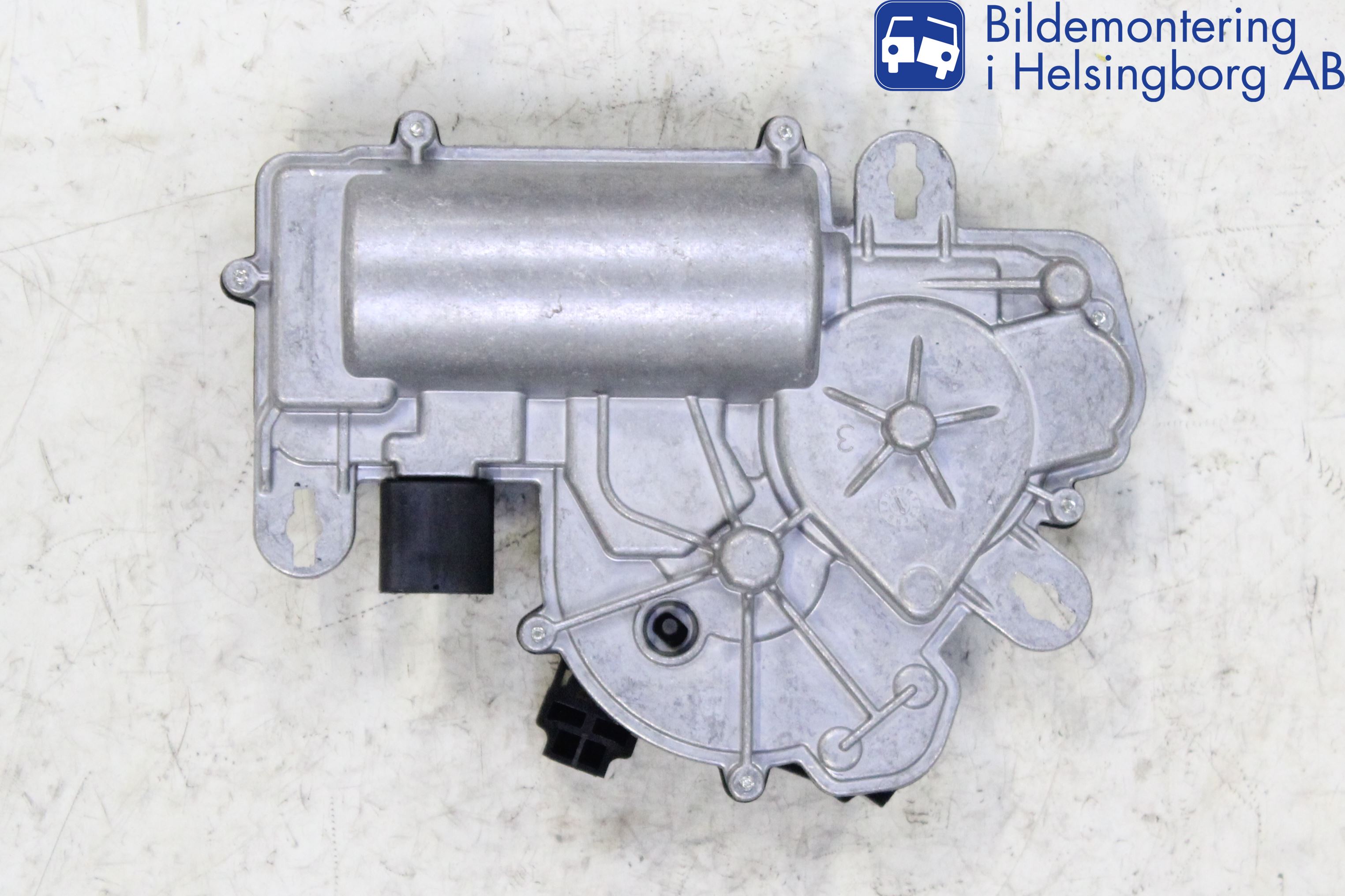 Volkswagen VW PASSAT 15-19 Baklukeåpner Automatisk