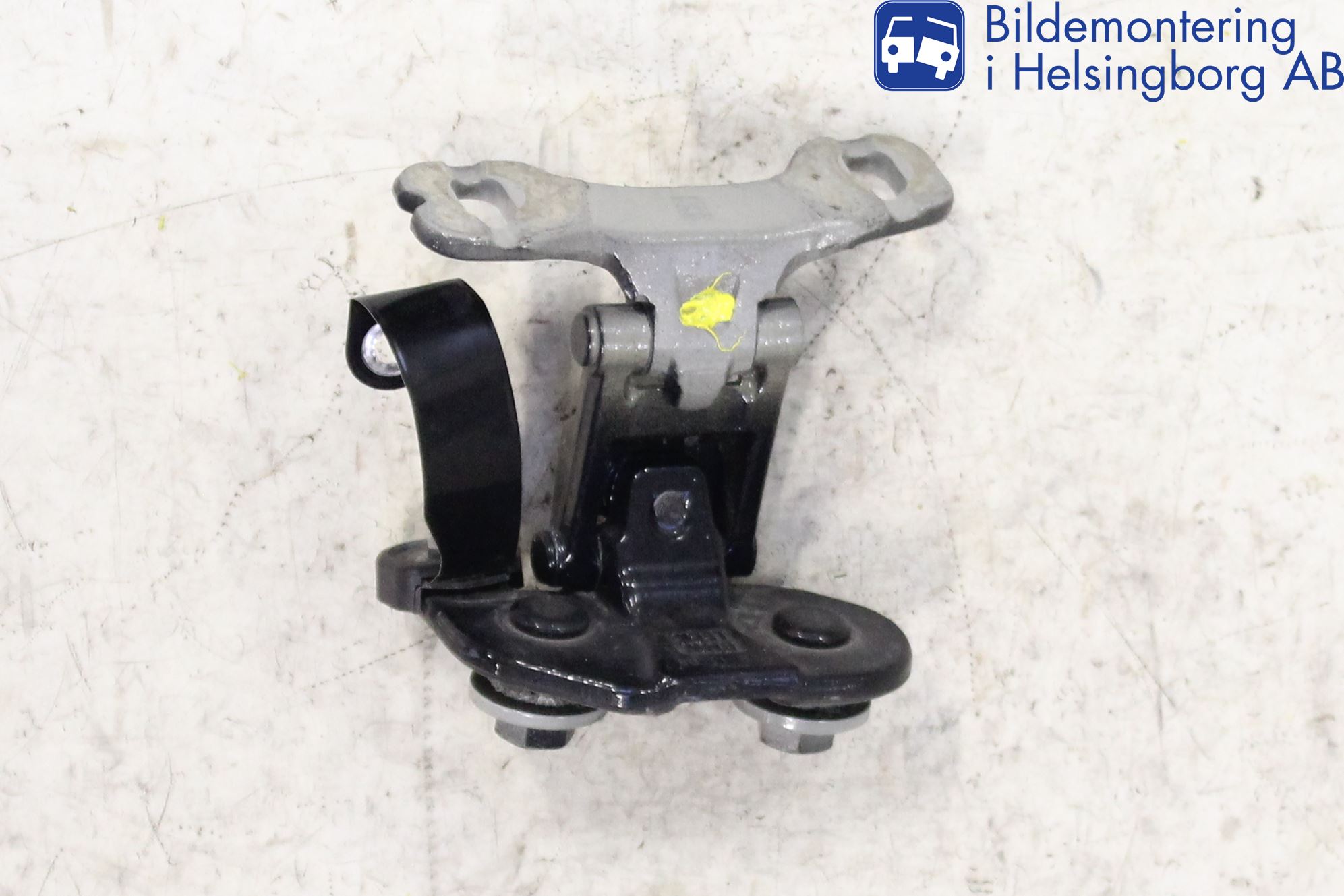 BMW 1 E87/81 5D/3D 03-11 Bakluke Hengsel Venstre