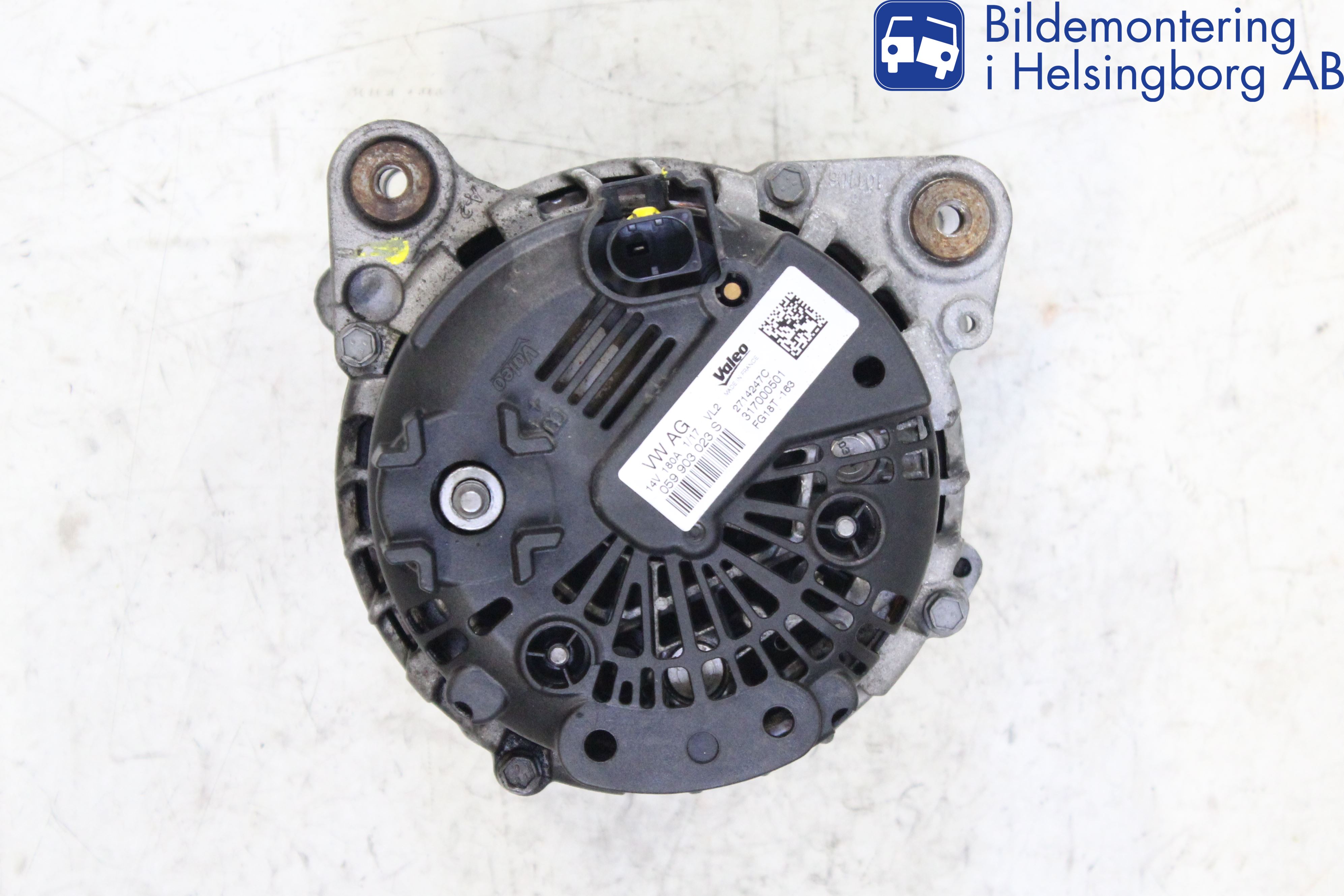 Volkswagen VW AMAROK 2H 10-22 Dynamo