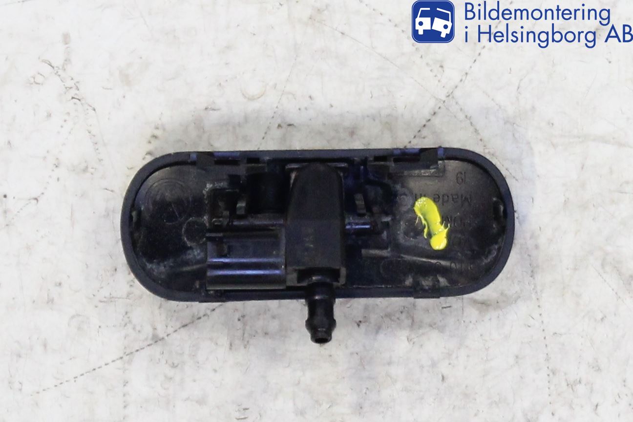 Volkswagen VW PASSAT 15-19 Spylerdyse Ruter