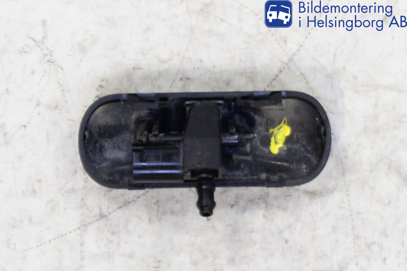 Volkswagen VW PASSAT 15-19 Spylerdyse Ruter