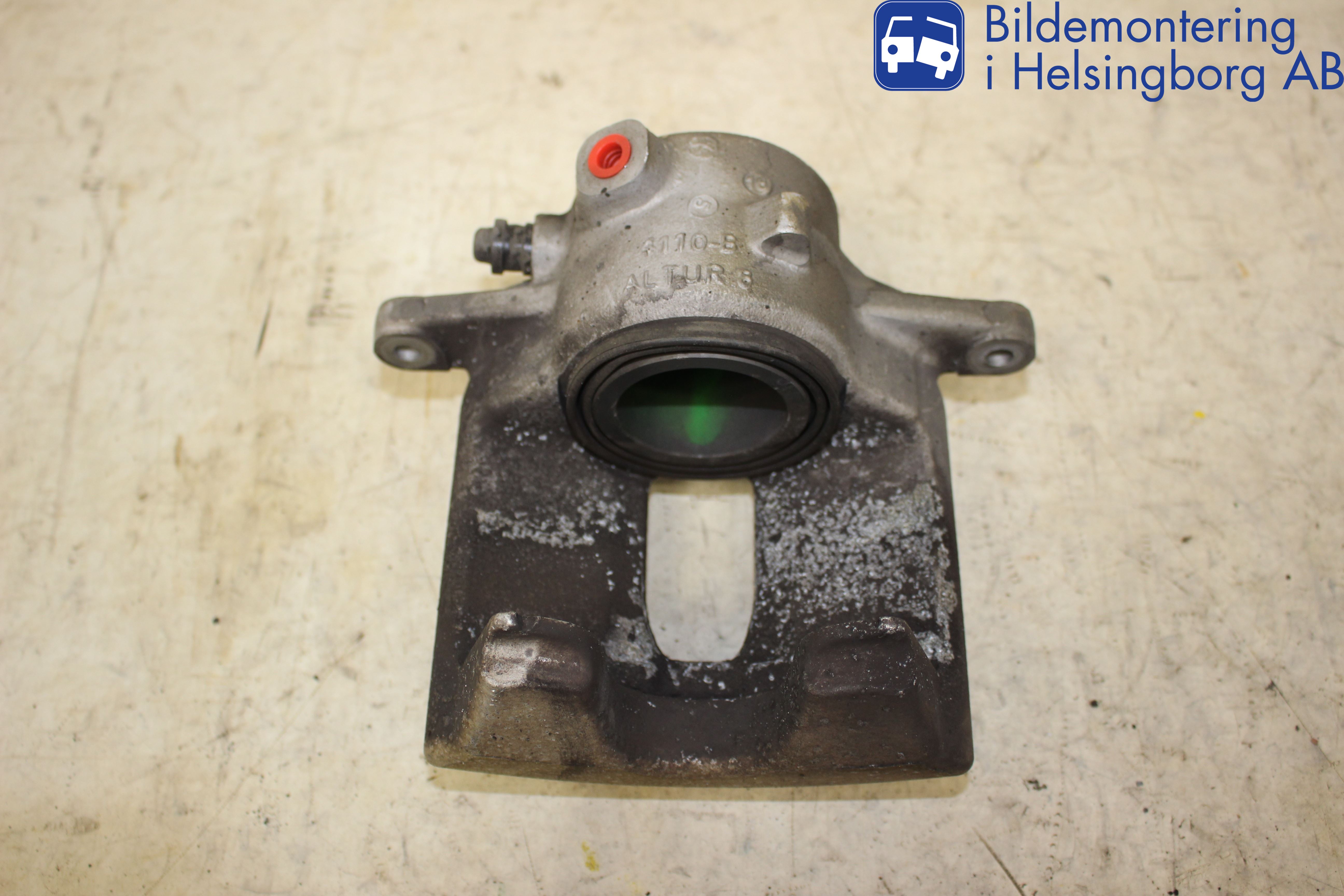 Mercedes-Benz MB E-KLASS (W212) 09-16 Bremsecaliper Foran Høyre