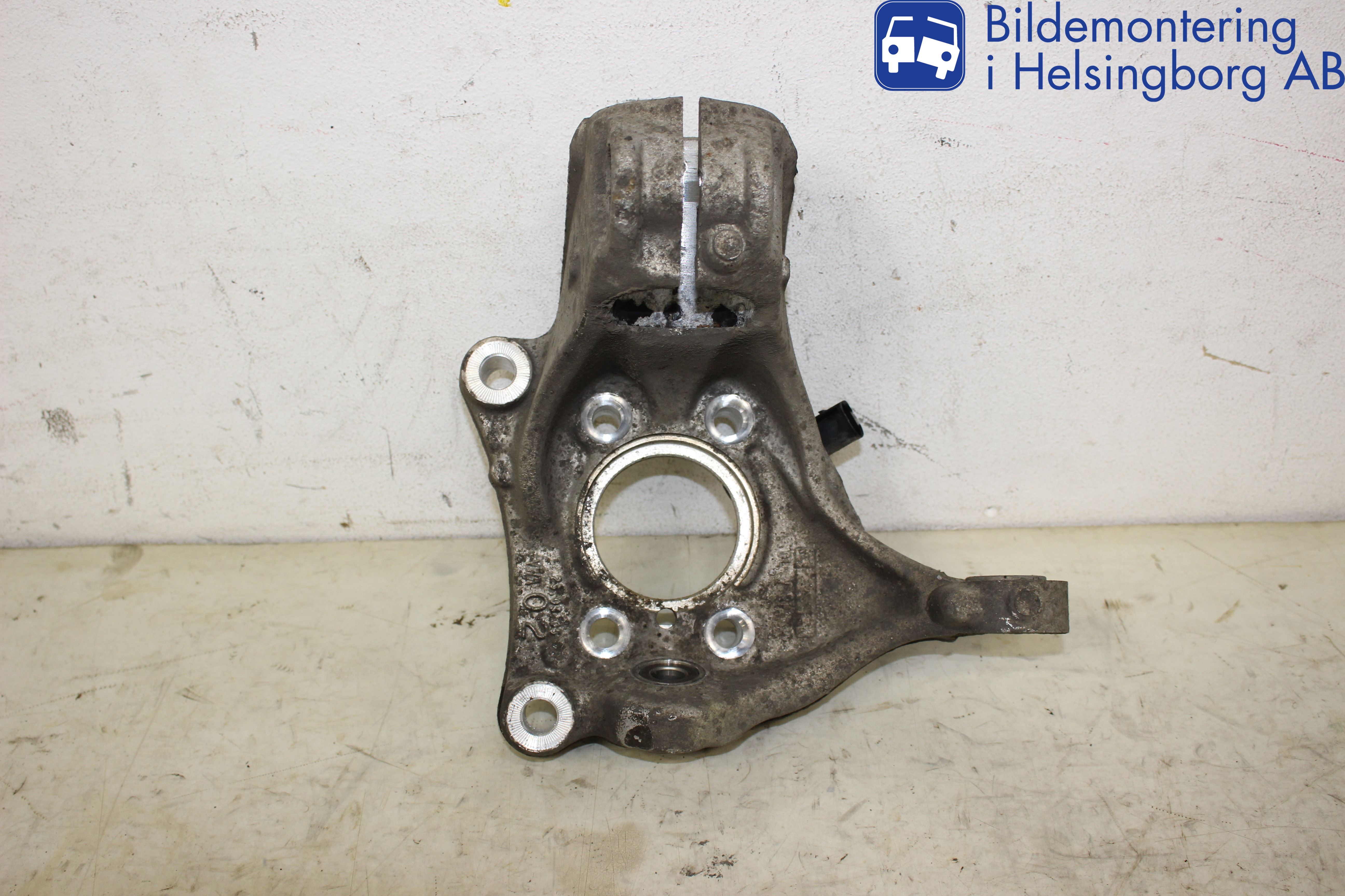 Volkswagen VW PASSAT 11-14 Spindel Hf
