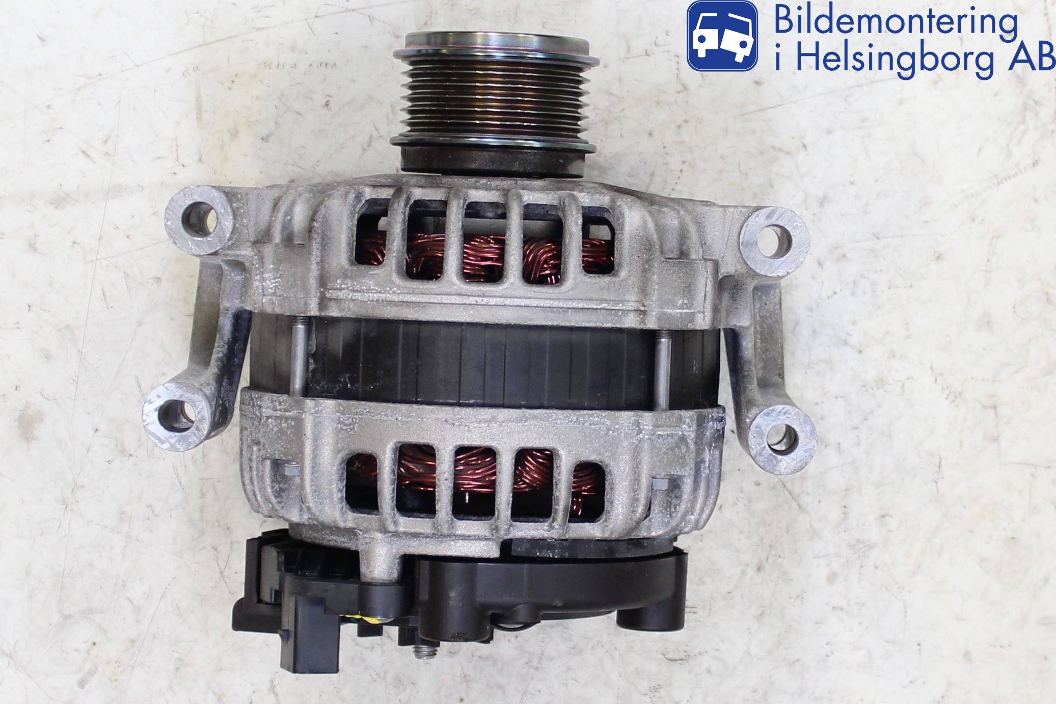 Volkswagen VW SCIROCCO 09-17 Dynamo