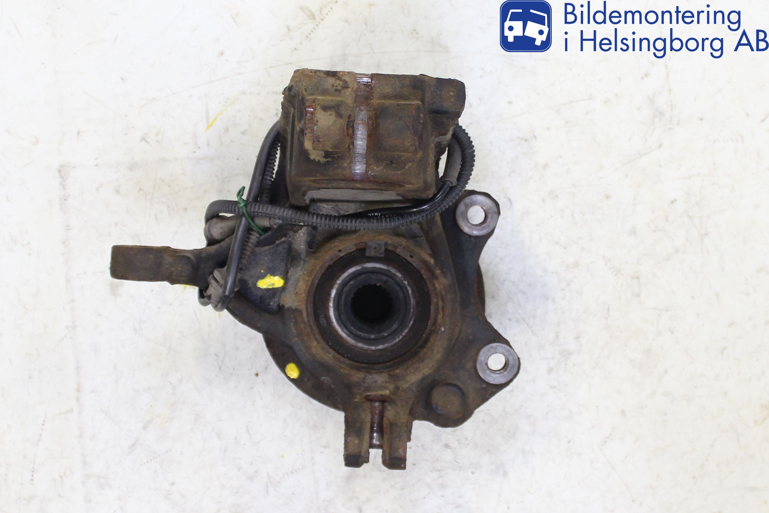 Peugeot 208 12-15 Spindel Vf