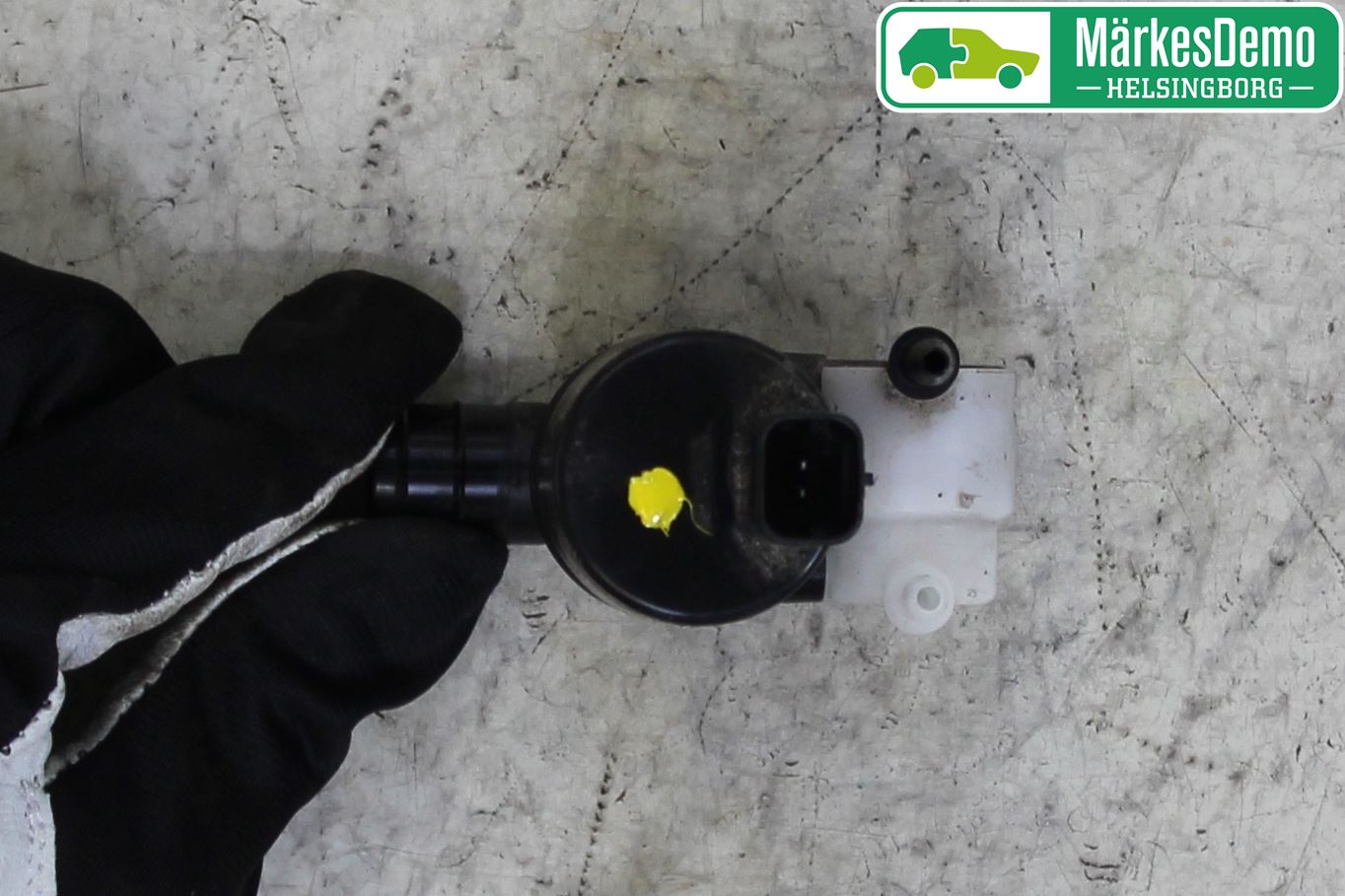Citroen C4 CACTUS 14-20 Spylerpumpe Frontrute