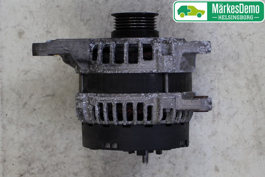 Mercedes-Benz MB CLA-KLASS (C117/X117) 13-19 Dynamo