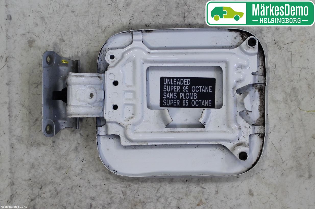 Nissan QASHQAI   07-10 Drivstoff Tankluke
