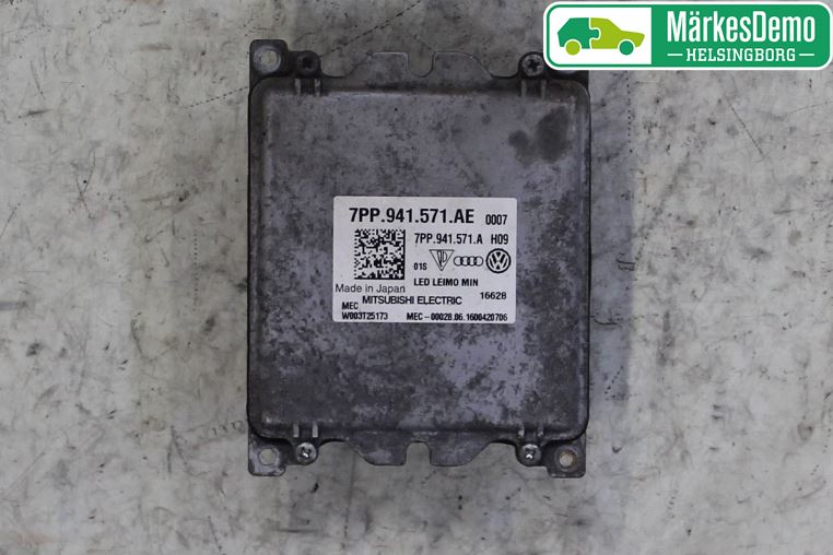 Volkswagen VW PASSAT 15-19 Styreenhet Xenon