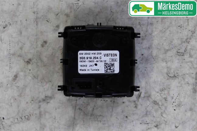 Volkswagen VW PASSAT 15-19 Instr Klokke