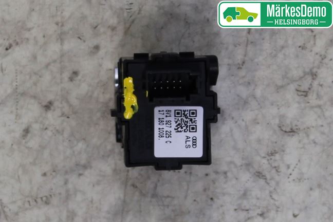 Audi A3/S3 8V 13-20 Bryter Parkeringsbrems