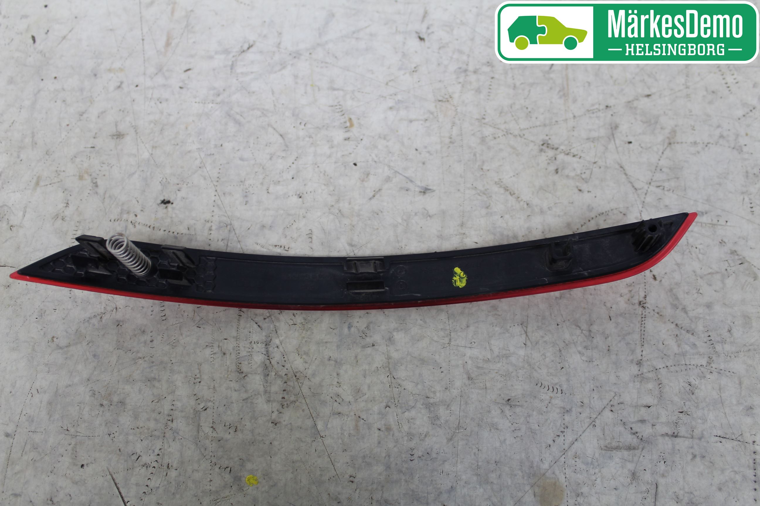 Audi A4/S4 B9 16-19 Refleks Bak