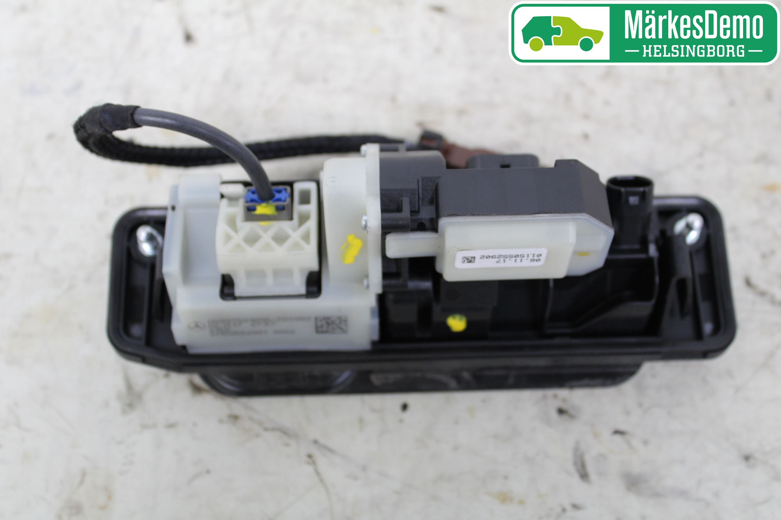 Mercedes-Benz MB E-KLASS (W213) 16-23 Bakluke Handtak Ytre