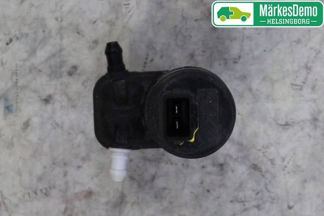 Fiat 500X 15- Spylerpumpe Frontrute