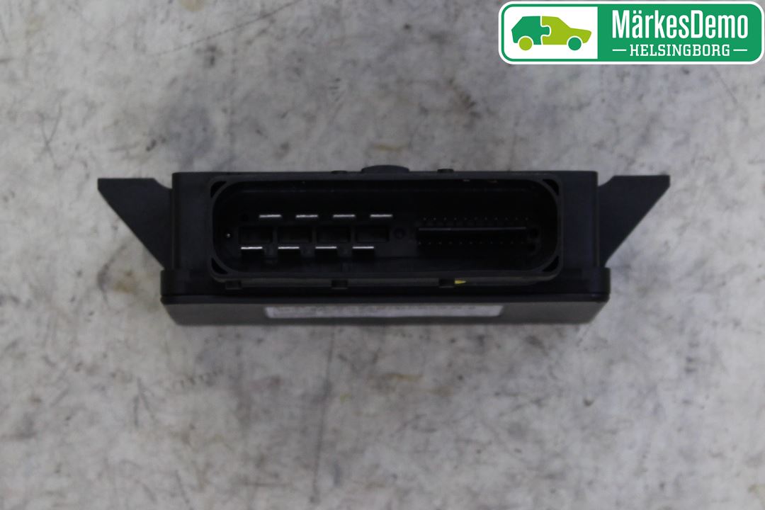 Audi A8/S8 4H 10-17 Styreenhet Parkbrems