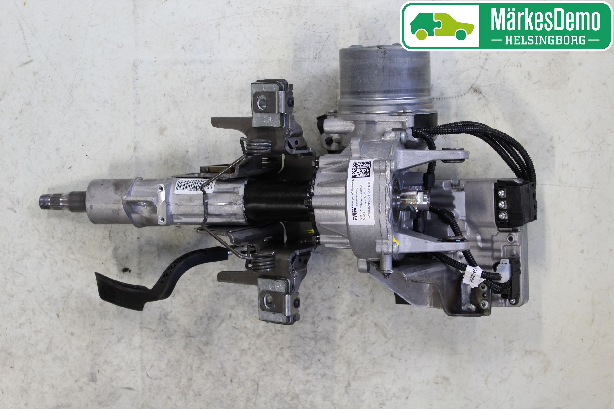 Fiat TIPO/CROSS 16- Rattakselaggregat Innebygd Servo