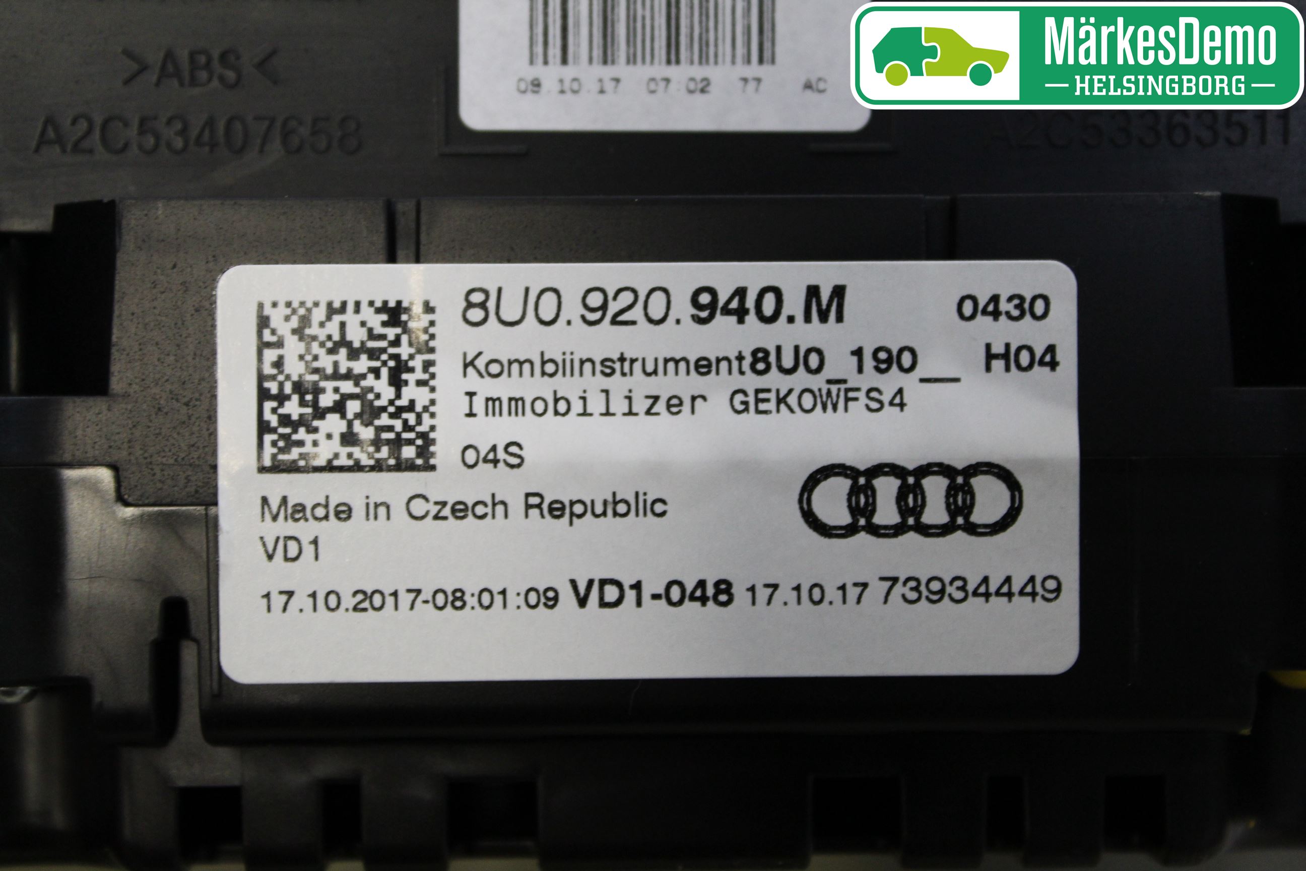 Audi Q3 8U 12-18 Instr Kombinert