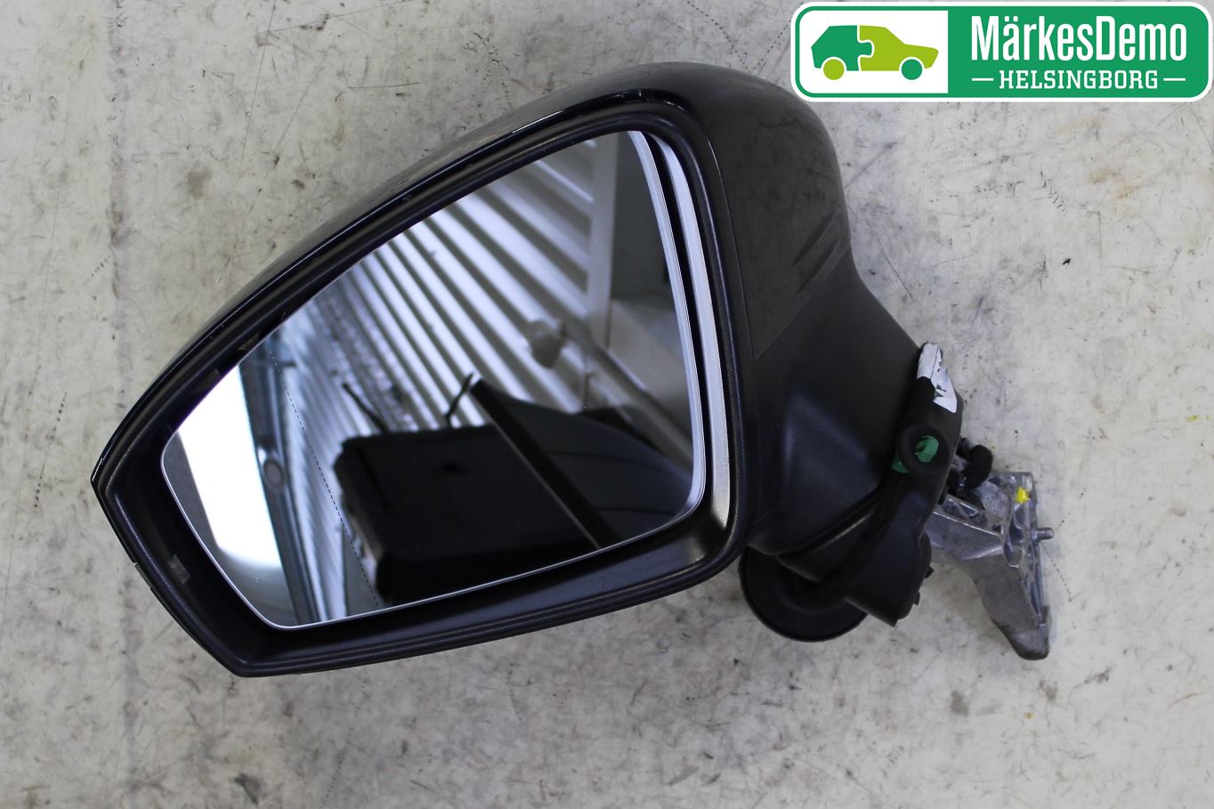 Volkswagen VW TIGUAN 16-24 Speil V M-El Justering