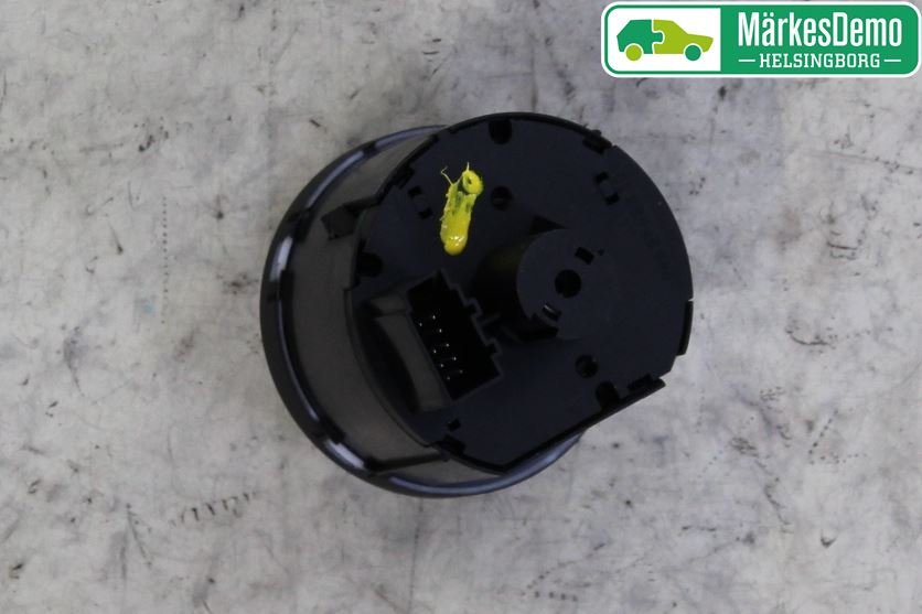 Volkswagen VW TIGUAN 16-24 Bryter Hovedlys