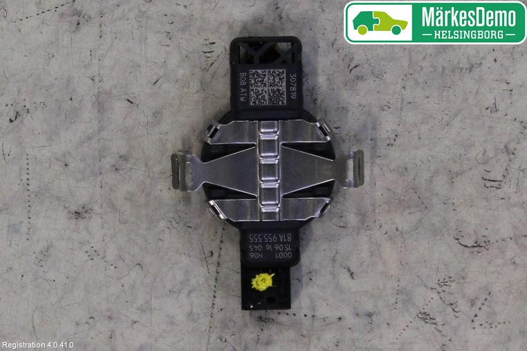 Audi A4/S4 B9 16-19 Sensor Regnsensor
