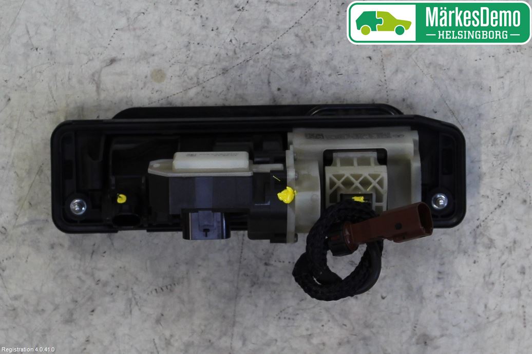 Mercedes-Benz MB E-KLASS (W213) 16-23 Bakluke Handtak Ytre