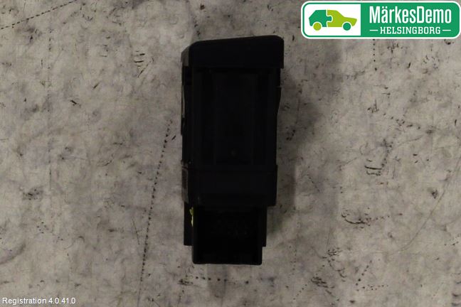 Audi Q5 09-16 Bryter Parkeringsbrems
