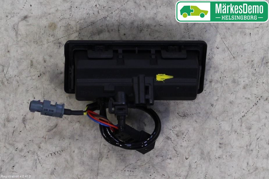 Volkswagen VW TIGUAN 16-24 Bakluke Handtak Ytre