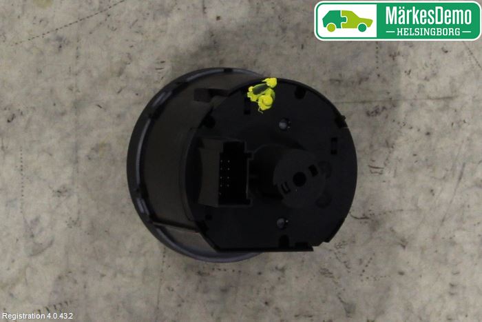 Volkswagen VW TRANSP/CARAVELLE (T6) 16-22 Bryter Hovedlys
